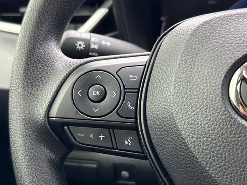 Used 2026 Toyota Corolla LE image 28