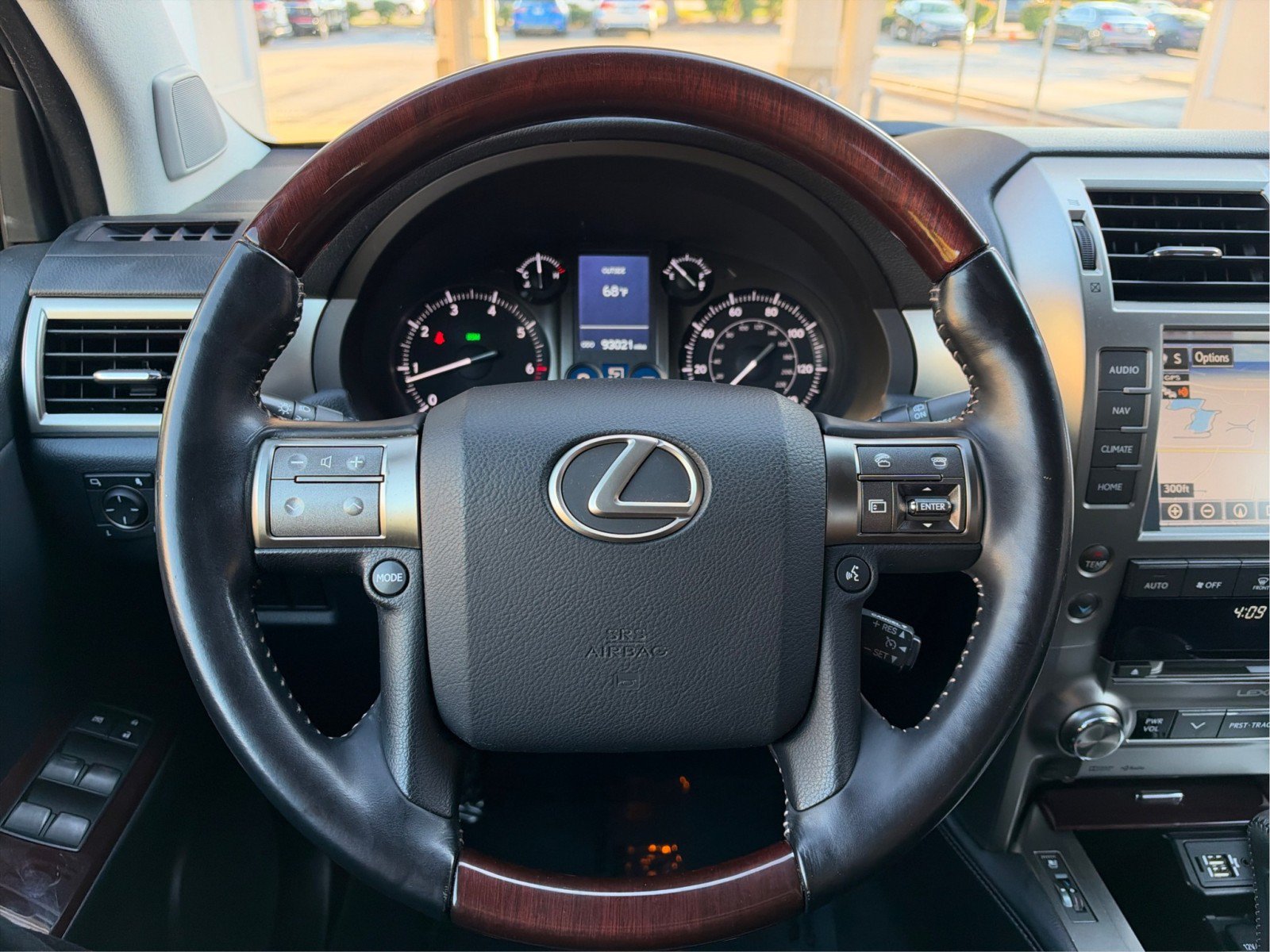 Used 2018 Lexus GX 460 Premium w/ Premium Package AWD/4WD image 38
