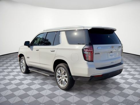 Used 2021 Chevrolet Tahoe LT w/ LT Signature Package RWD image 3