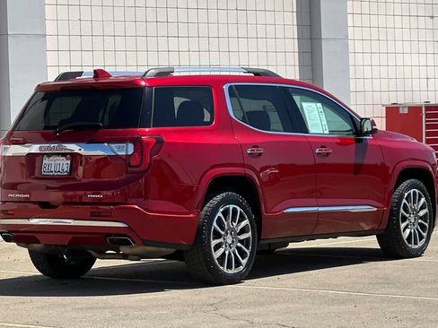 Used 2022 GMC Acadia Denali w/ Denali Ultimate Package AWD/4WD image 5