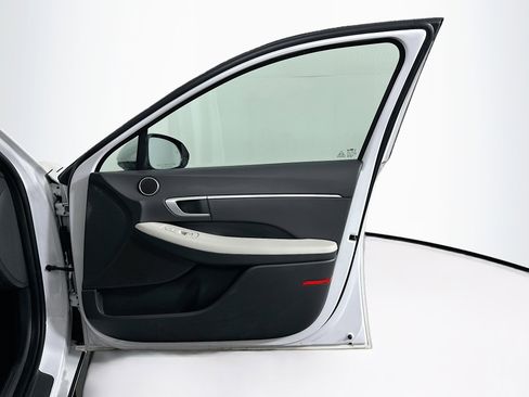 Used 2025 Hyundai Sonata SEL image 31