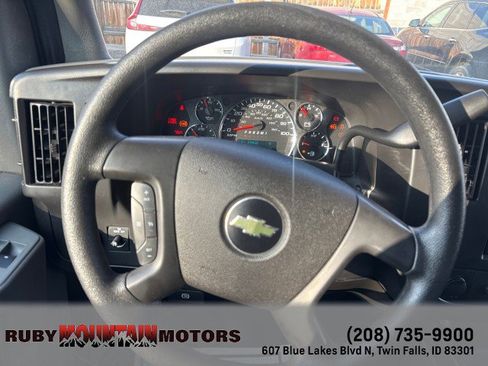 Used 2015 Chevrolet Express 2500 LS image 12