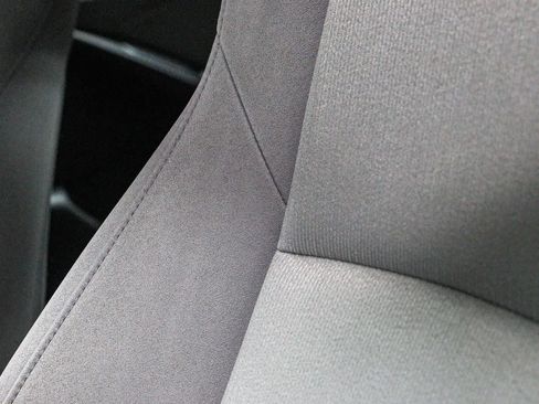 Used 2019 Honda Accord LX image 25