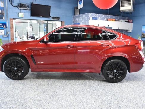 Used 2019 BMW X6 xDrive35i w/ Premium Package Enhanced AWD/4WD image 9