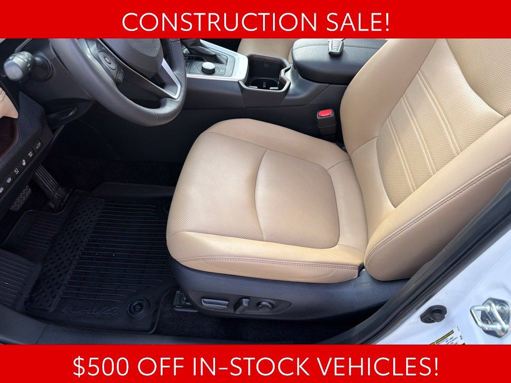 Used 2024 Toyota RAV4 Limited w/ Advanced Technology Package AWD/4WD image 10