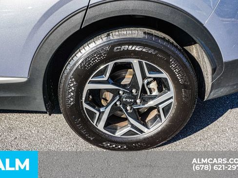Used 2025 Kia Sportage LX FWD image 17