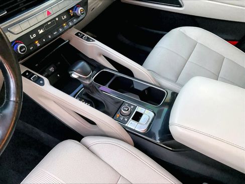 Used 2020 Kia Telluride SX image 18