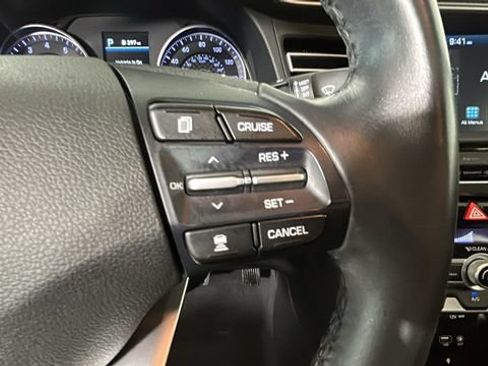 Used 2020 Hyundai Elantra Limited w/ Ultimate Package 03 FWD image 16