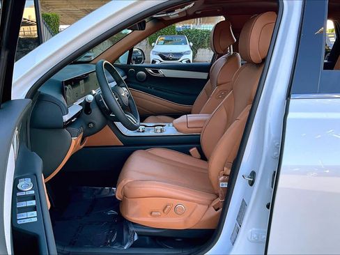 Used 2026 Genesis GV80 2.5T Advanced image 7