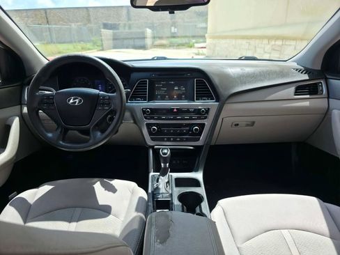 Used 2016 Hyundai Sonata SE FWD image 17