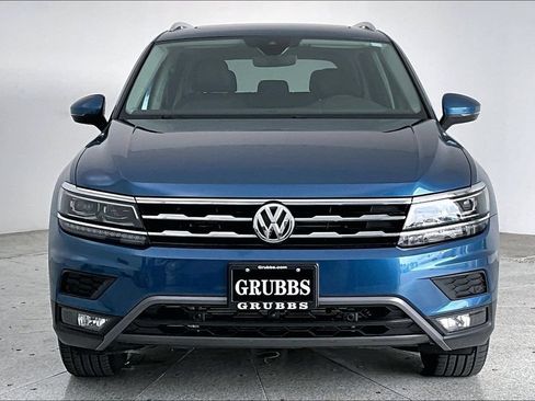 Used 2020 Volkswagen Tiguan SEL Premium R-Line AWD/4WD image 3