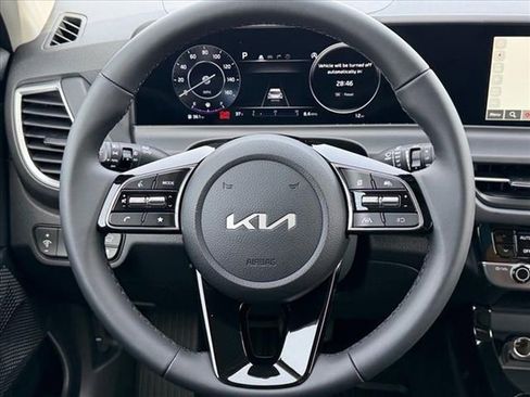 New 2026 Kia Seltos EX image 19