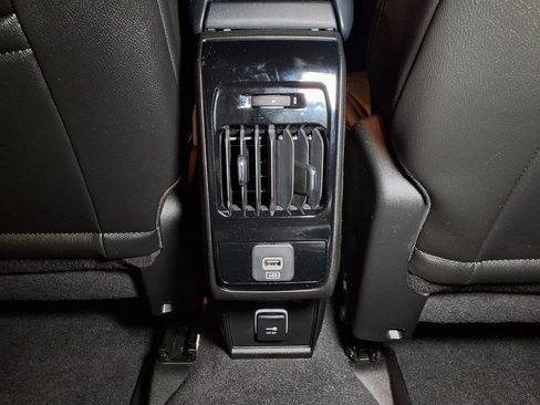 Used 2024 Jeep Compass Latitude AWD/4WD image 15