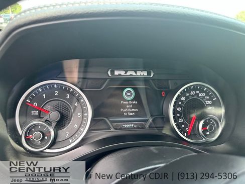Used 2026 RAM 1500 Laramie AWD/4WD image 12