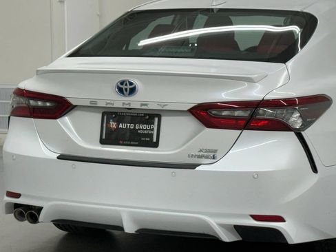 Used 2021 Toyota Camry XSE w/ Navigation Upgrade Package FWD image 88