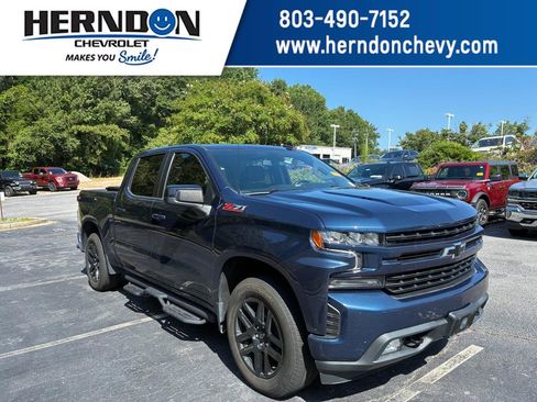 Used 2021 Chevrolet Silverado 1500 RST w/ LPO, Blackout Package AWD/4WD image 1
