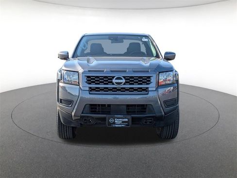 Used 2025 Nissan Frontier SV image 2
