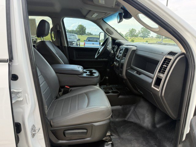 Used 2018 RAM 3500 Tradesman w/ Chrome Appearance Group AWD/4WD image 9