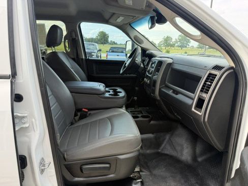 Used 2018 RAM 3500 Tradesman w/ Chrome Appearance Group AWD/4WD image 9