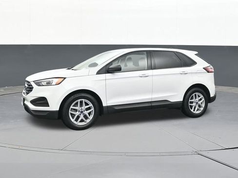 Used 2021 Ford Edge SE image 7