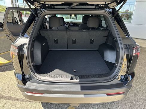 Certified 2026 Chevrolet Equinox LT AWD/4WD image 11