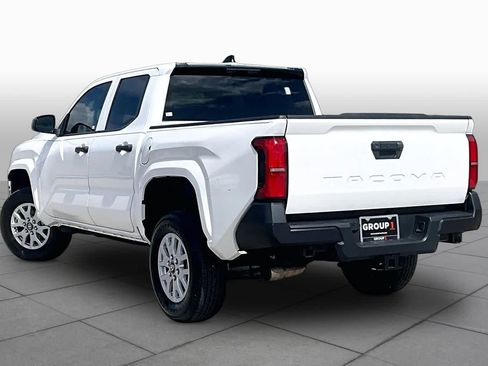 Used 2024 Toyota Tacoma SR RWD image 12