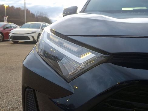 Used 2023 Toyota RAV4 XLE image 9