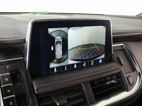 Used 2024 Chevrolet Tahoe Z71 w/ Luxury Package image 6