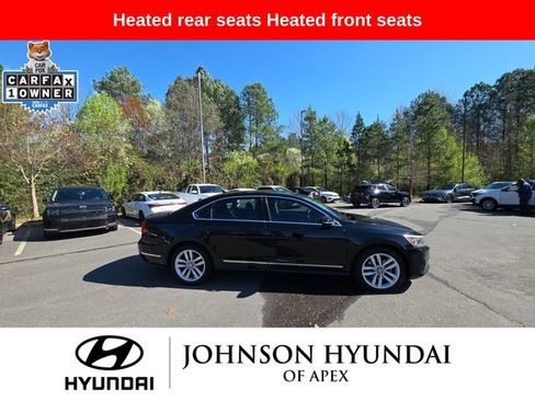 Used 2016 Volkswagen Passat 1.8T SEL Premium image 14