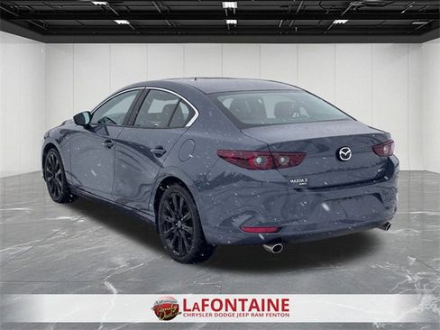 Used 2025 MAZDA MAZDA3 s image 3