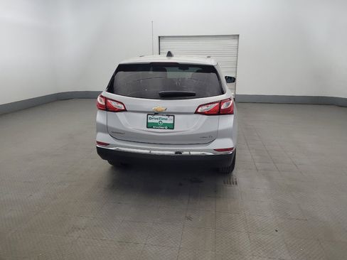 Used 2018 Chevrolet Equinox LT AWD/4WD image 7
