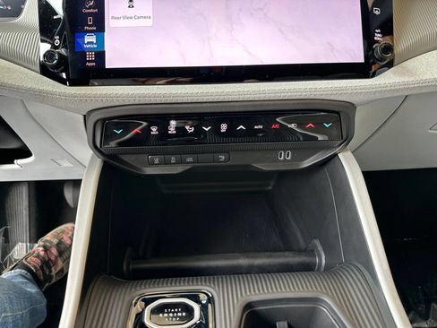 New 2026 Jeep Cherokee Laredo AWD/4WD image 30