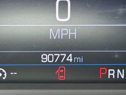 Used 2020 Chevrolet Camaro LT RWD image 23
