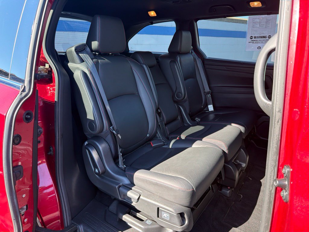 Used 2023 Honda Odyssey Sport image 24