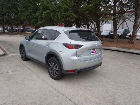 Used 2018 MAZDA CX-5 Touring w/ Preferred Equipment Package image 18