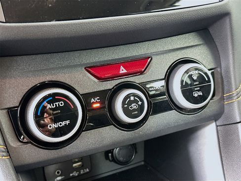 Used 2023 Subaru Crosstrek 2.0i Premium image 15