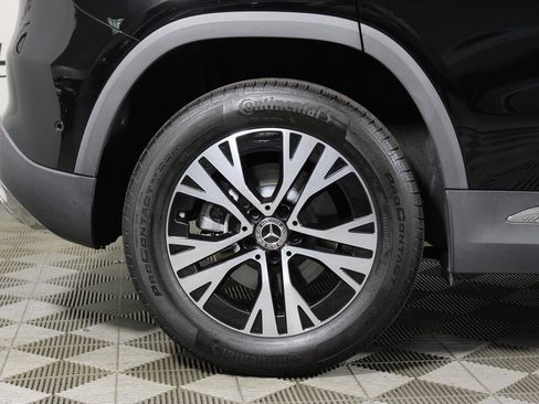 Certified 2025 Mercedes-Benz GLA 250 image 32