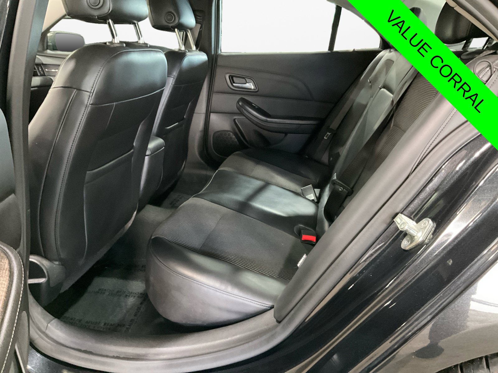 Used 2014 Chevrolet Malibu LT FWD image 13