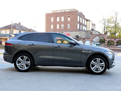 Used 2018 Jaguar F-PACE R-Sport image 8