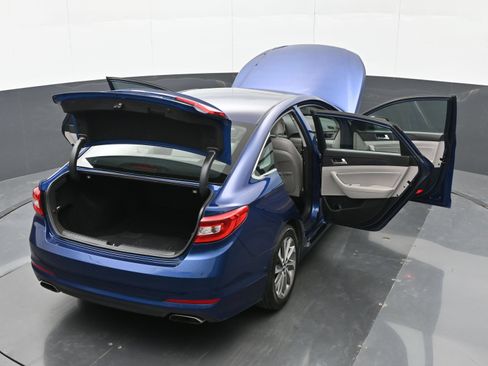 Used 2017 Hyundai Sonata Sport w/ Value Edition Package 02 FWD image 46