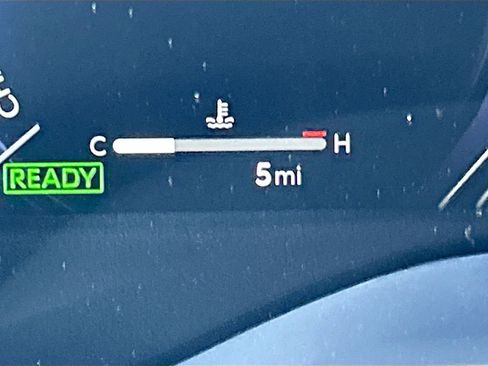 New 2025 Toyota Sienna XLE Woodland Edition AWD/4WD image 10