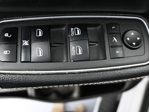 Used 2022 RAM 1500 Laramie image 13