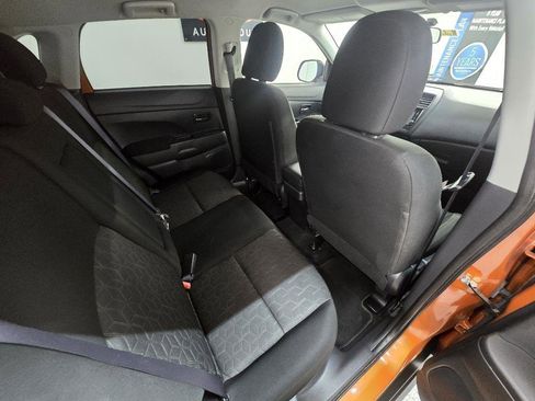 Used 2020 Mitsubishi Outlander Sport ES FWD image 15