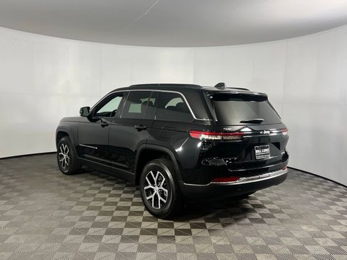 Used 2024 Jeep Grand Cherokee Limited image 7