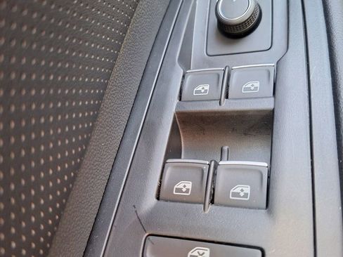 New 2026 Volkswagen Atlas SE image 19