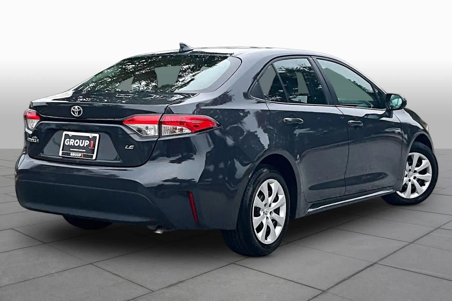 Used 2024 Toyota Corolla LE FWD image 13