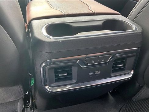 Used 2024 GMC Sierra 1500 Denali Ultimate image 11