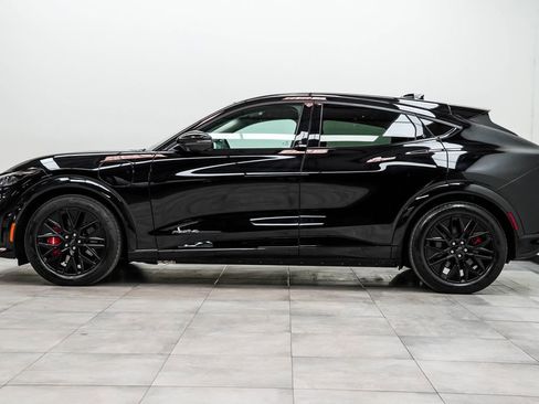 Used 2025 Ford Mustang Mach-E Premium w/ Sport Appearance Package AWD/4WD image 8