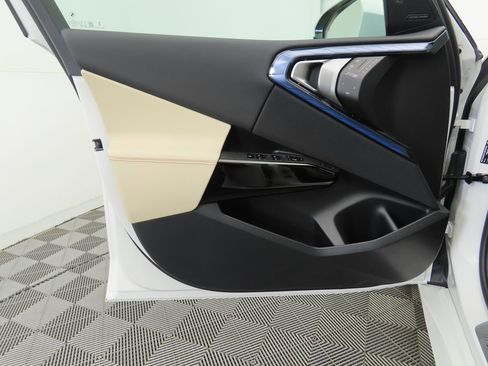 New 2026 BMW X3 xDrive30 w/ Premium Package image 23