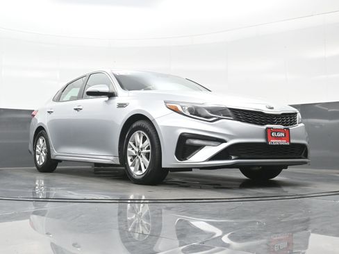 Used 2019 Kia Optima LX image 24